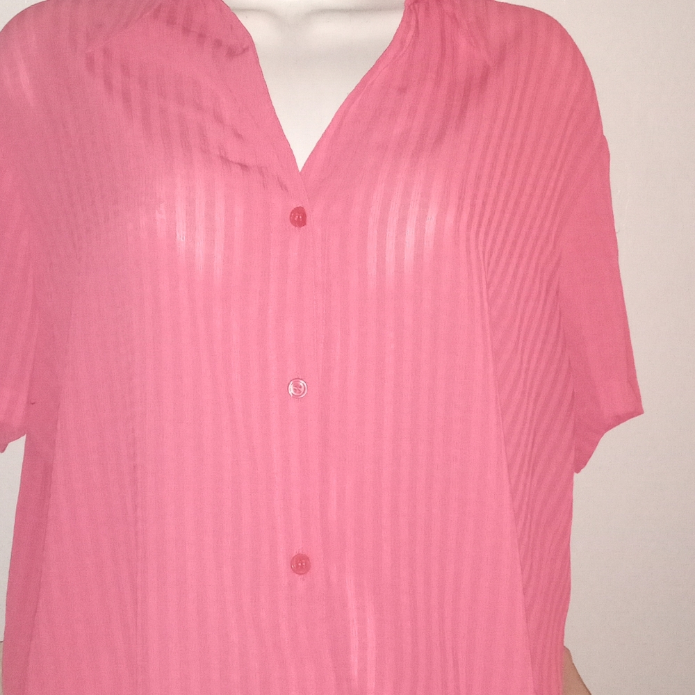 Women's Pink Button-Up Top Size Extra Large